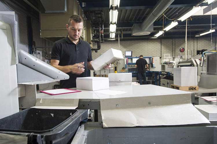 1528513652487230.jpg 打印车间.jpg